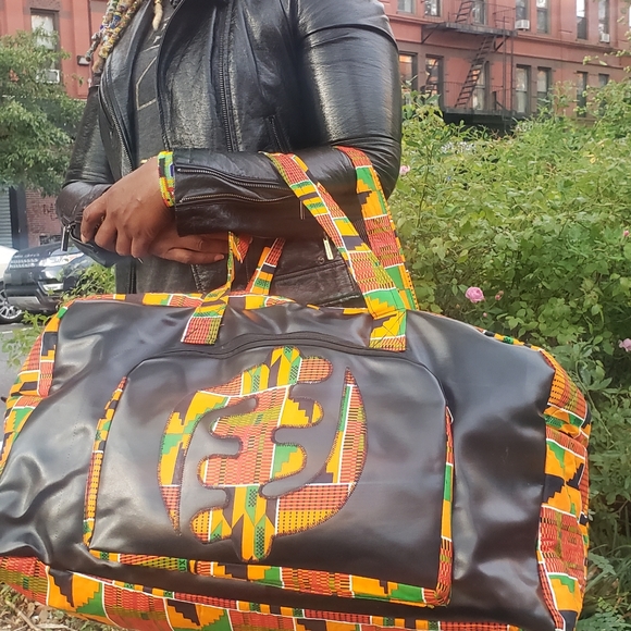 Leather/ Kente print duffel bag - Picture 2 of 2